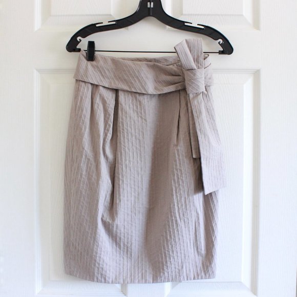 Alexander McQueen Taupe Stripe Bow Pencil Skirt S/S 2006 Collection - Picture 1 of 15